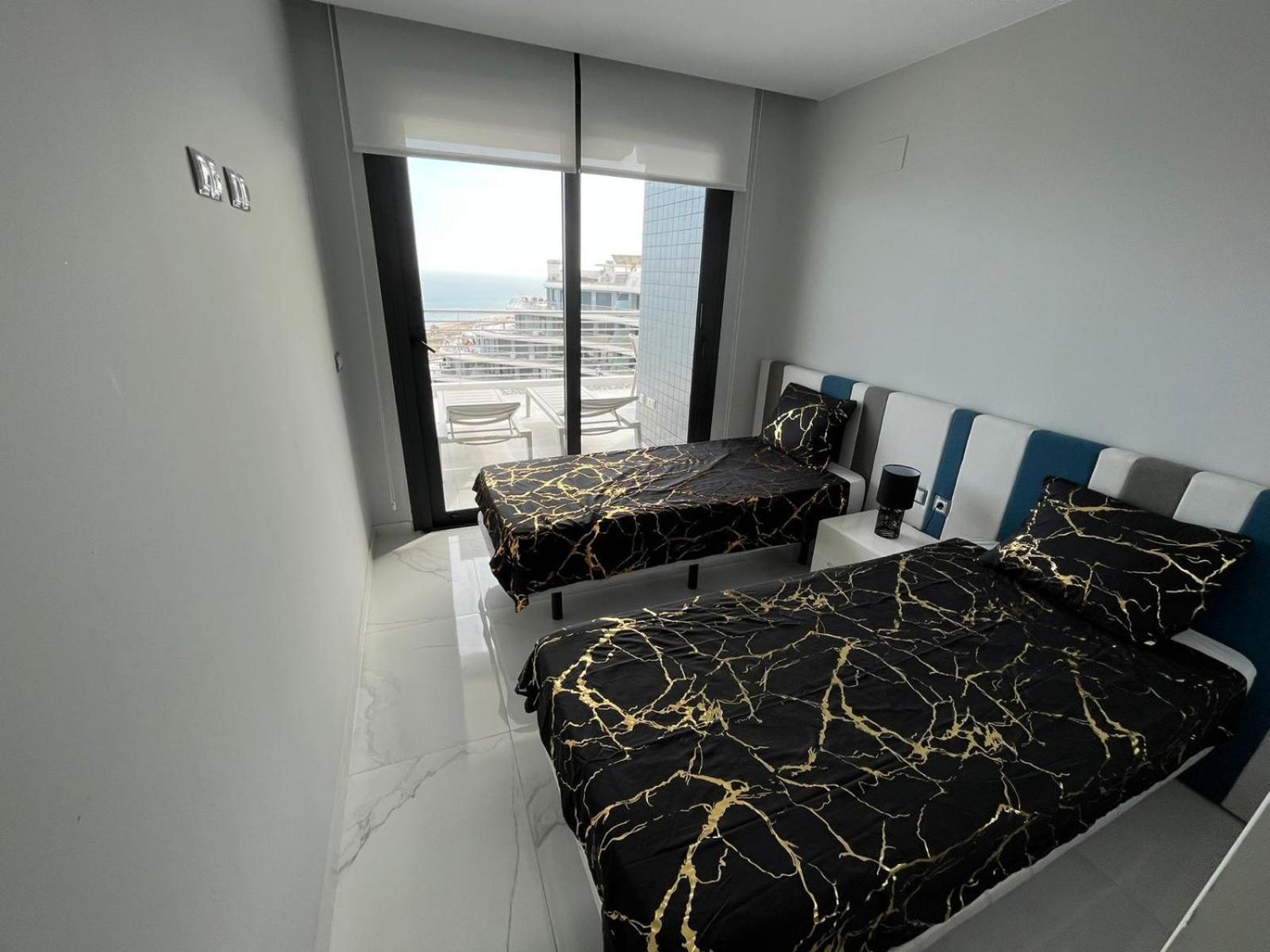 Infinity View 8 Apartment Arenales del Sol Luaran gambar