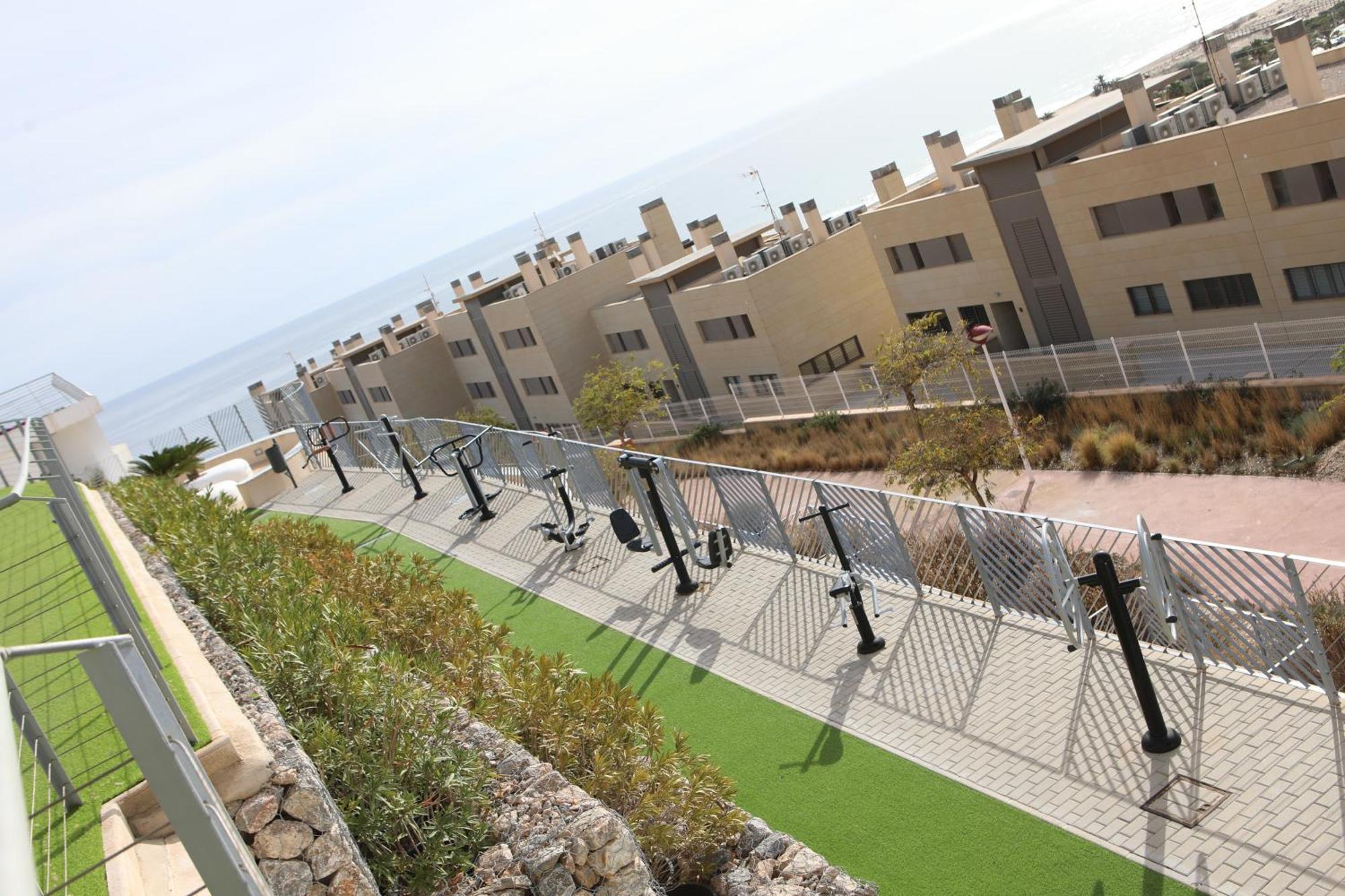 Infinity View 8 Apartment Arenales del Sol Luaran gambar